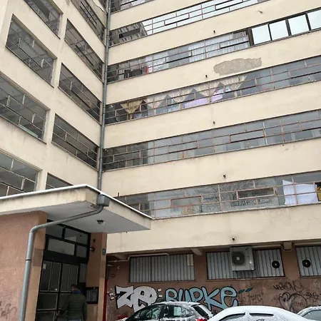 Modern 2bdr Apartment-cathedral View-best Location