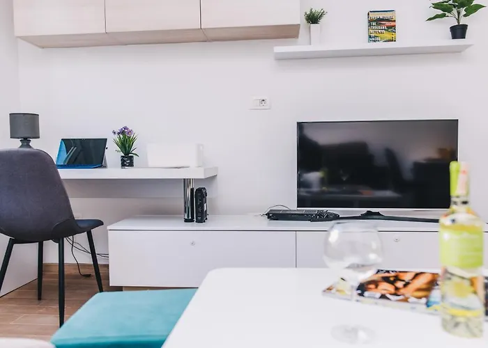 公寓 Modern 2bdr Apartment-cathedral View-best Location 塞拉耶佛